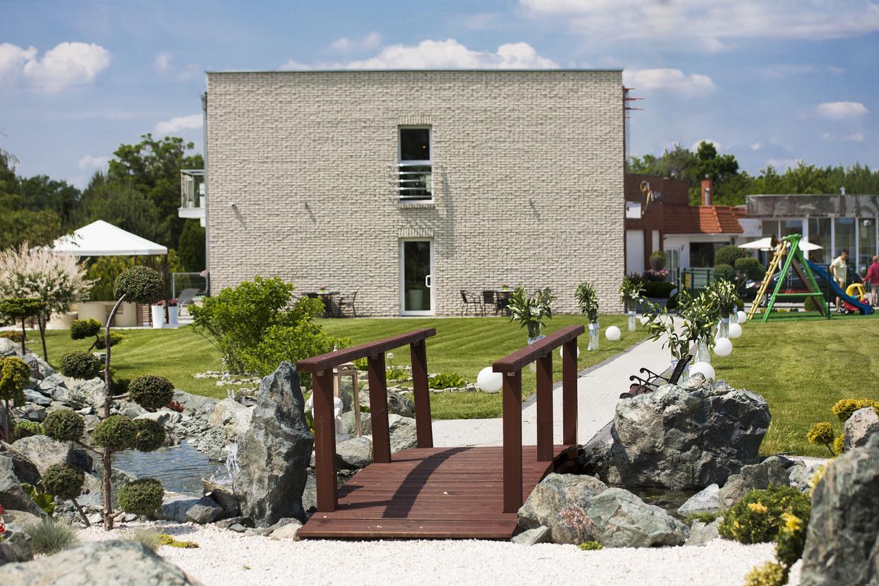 Hotel Restauracja Joanna Kluczbork Exteriér fotografie
